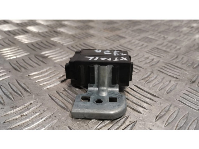 Блок управления 284T16FL0B Nissan X-Trail T32