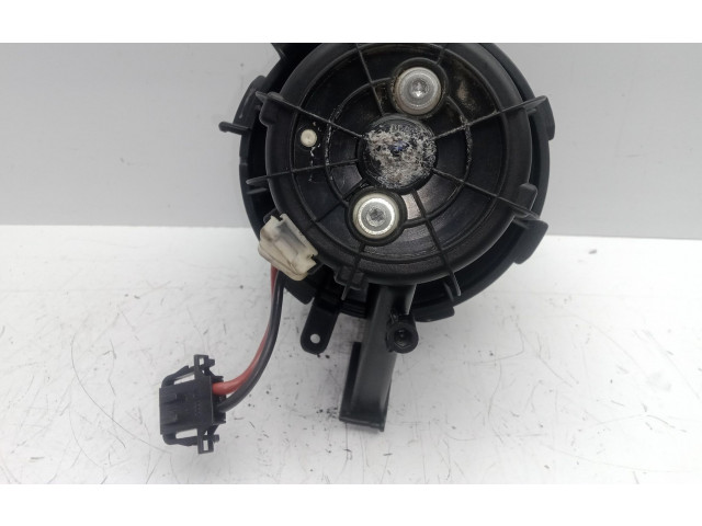 Вентилятор печки    8K1820021-K6193005, BEHR   Audi A4 Allroad
