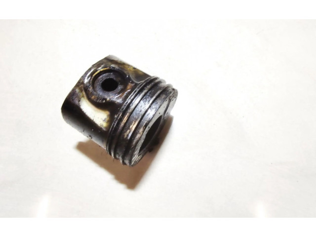 Поршень Volkswagen Golf IV