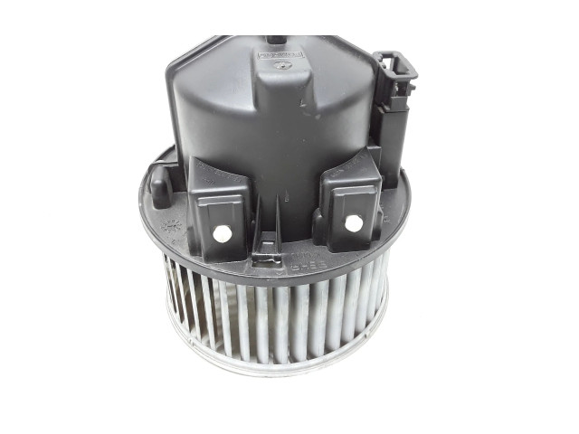 Вентилятор печки    6G9N18D413BA, 6G9N18D413AA   Volvo V70