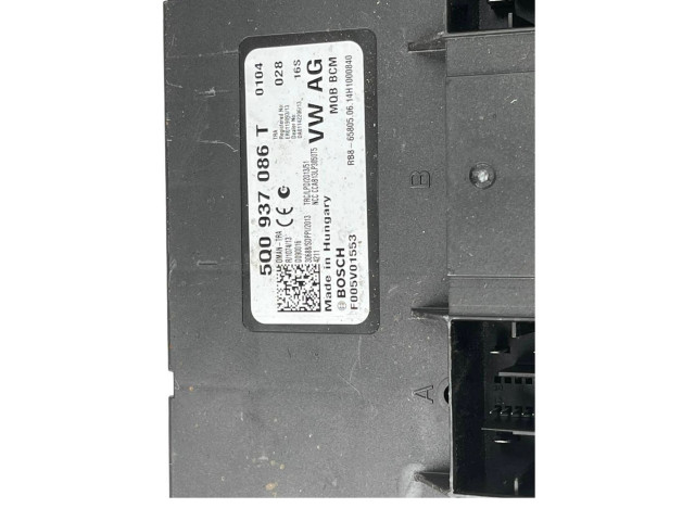 Блок комфорта 5Q0937086T, F005V01553 Skoda Octavia Mk3 (5E)