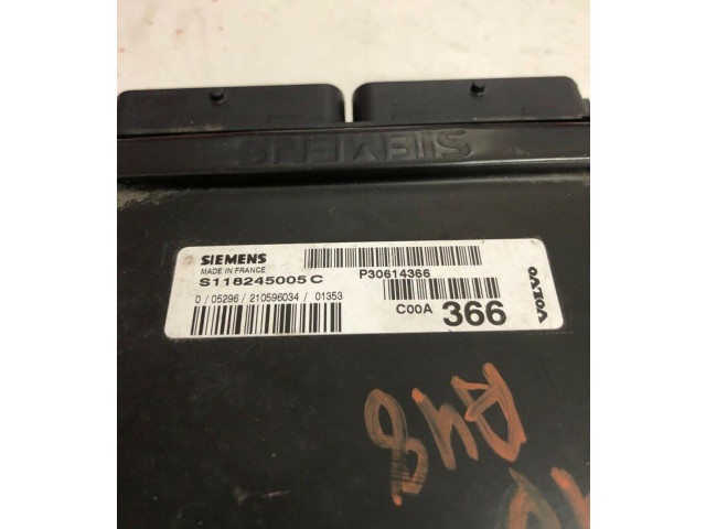 Блок управления двигателя P30614366   Volvo S40, V40