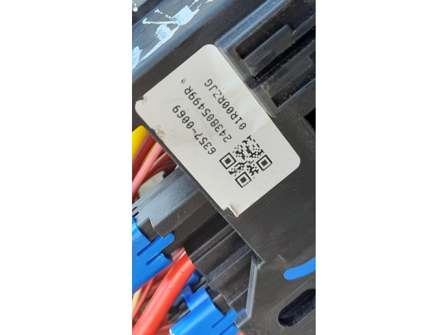 Pojistková skříňka 243805499R Renault Captur II 2022