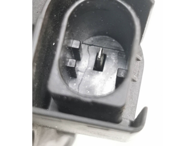 Генератор 30644799, 114013164 Volvo V40