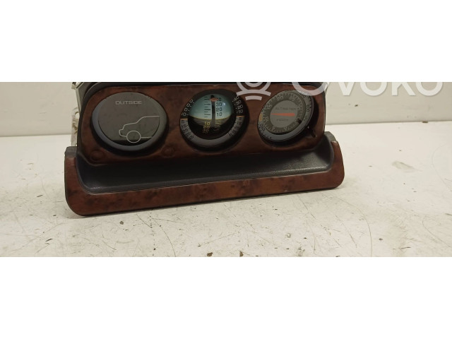 Дисплей MR749863 Mitsubishi Pajero