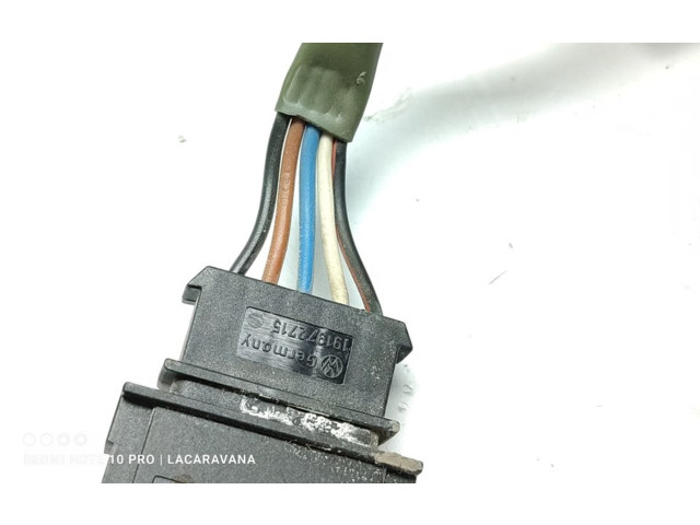 Zpětné zrcátko Volkswagen Vento 1993 1H1857502A