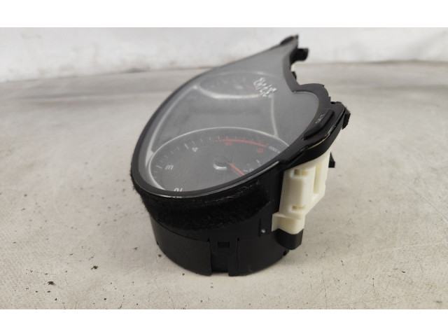 Панель приборов 8X0920930D   Audi A1       