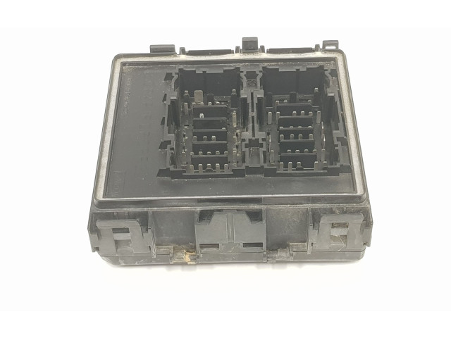 Блок предохранителей H1BT14D068BG, 2424459   Ford Fiesta    