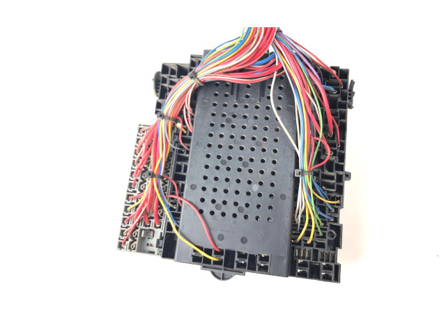 Блок предохранителей  08696098, 30679527   Volvo V70    