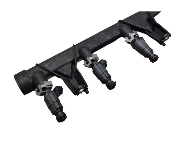 Топливная рампа 9676020480   Citroen C3   для двигателя EB2F