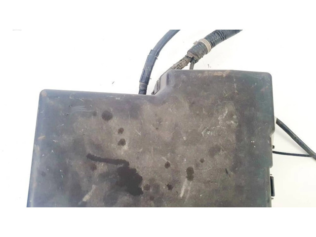 Pojistková skříňka Mazda 5 2006