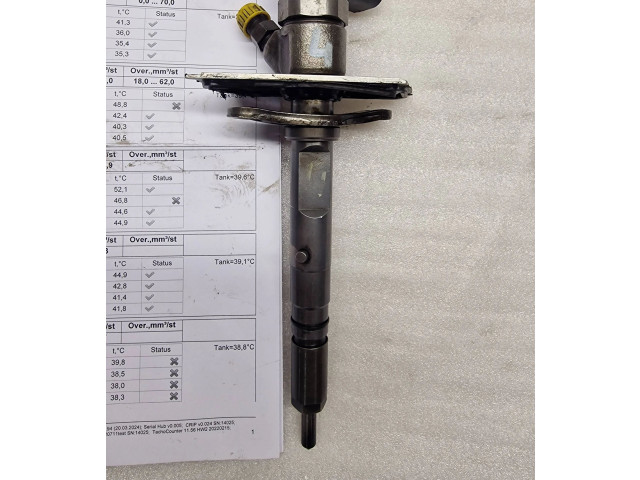 Vstřikovač 057130276h Audi A8 S8 D2 4D