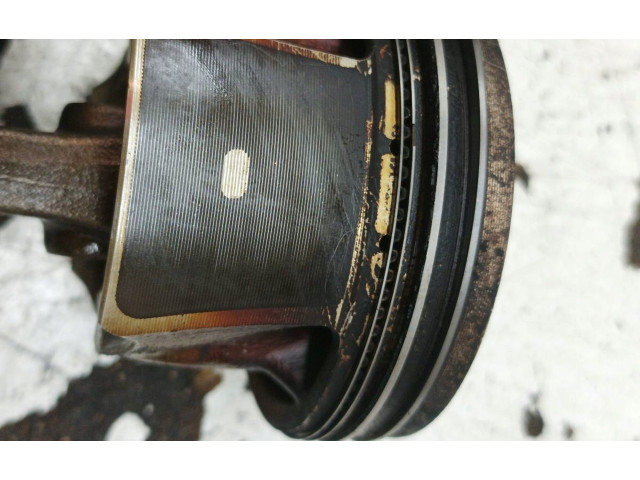  Поршень с шатуном  20R0, 7289  Dacia Logan II  