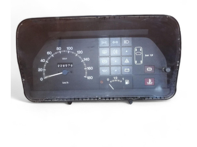 Přístrojová deska Fiat Uno 604030009, 604030009