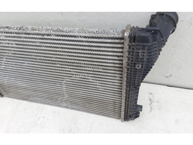 Интеркулер 1k0145803 Volkswagen Golf VI