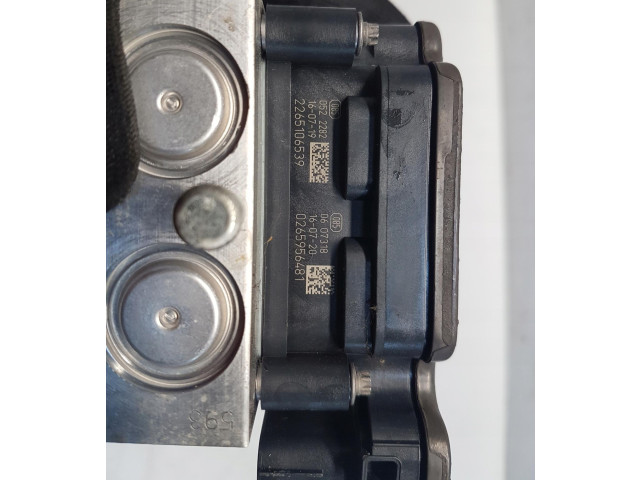 Блок АБС 6700352860 Maserati Levante 2017 - года