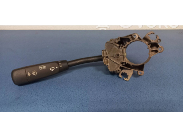 Ручка стеклоочистителей 2085450010   Mercedes-Benz C W203