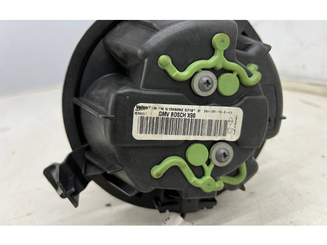 Вентилятор печки    n106609z   Dacia Duster