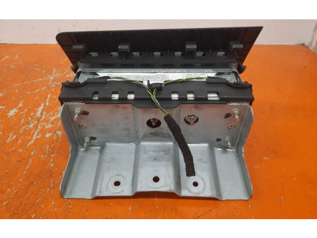 Подушка безопасности пассажира    Ford Fusion