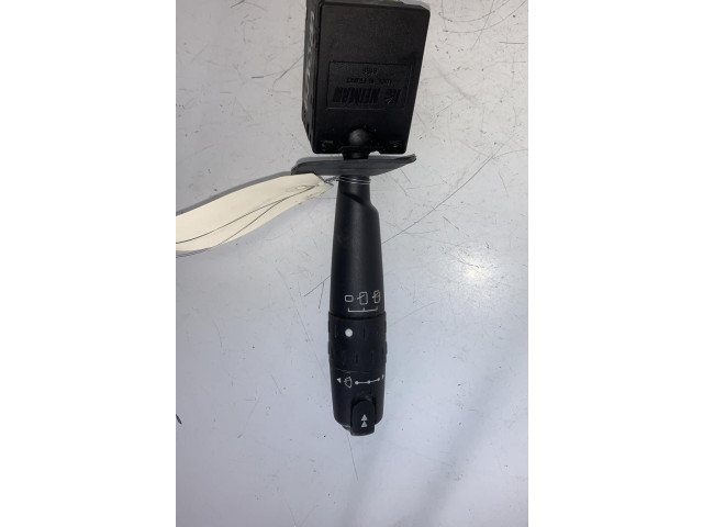 Ручка стеклоочистителей 623961 Citroen Xsara Picasso