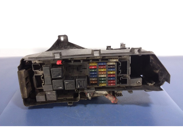 Блок предохранителей  9494210, 9494210   Volvo XC90    