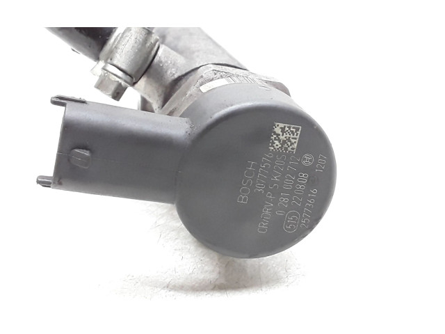 Топливная рампа 30777576, 0281002712   Volvo XC60  