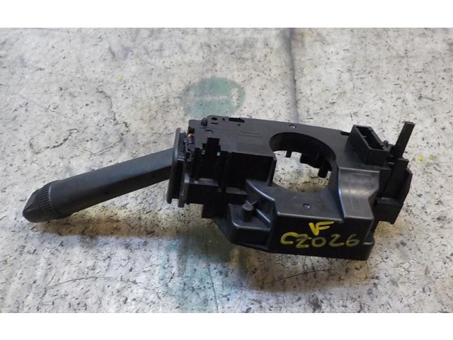 Ручка стеклоочистителей Volvo S60