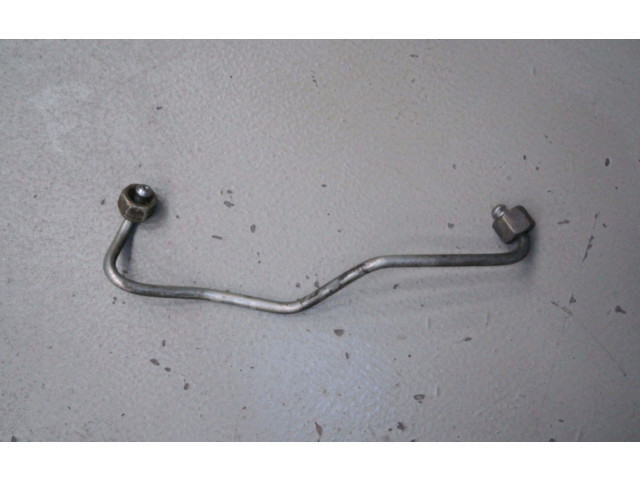 Топливная рампа 028130302F Volkswagen Golf III