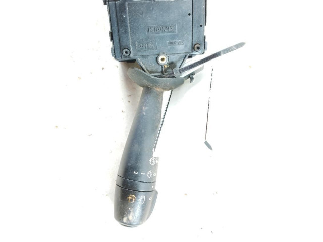 Ручка стеклоочистителей 681727472R   Dacia Dokker