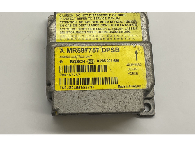 Блок управления надувных подушек MR587757, 0285001681 Mitsubishi Colt