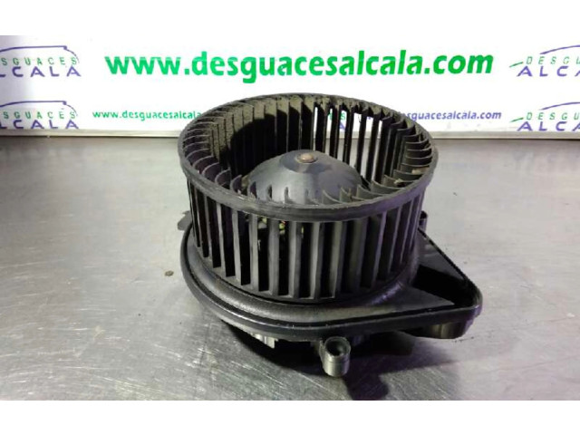 Вентилятор печки    8E1820021E, 90200160172122   Audi A4 Allroad