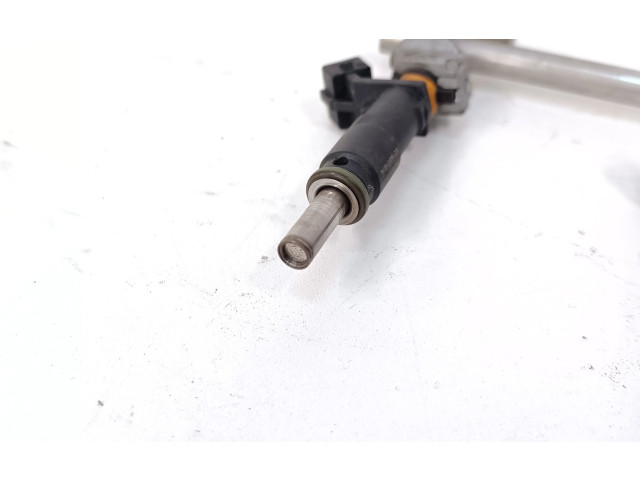 Vstřikovač 55353806 Opel Zafira C A18XER