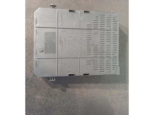 Pojistková skříňka 967847708001 Fiat Scudo 2017