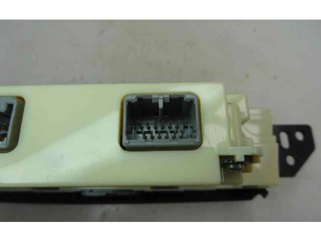 Блок управления климат-контролем    Honda Accord