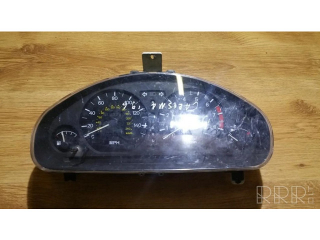 Панель приборов mr114291 Mitsubishi Carisma