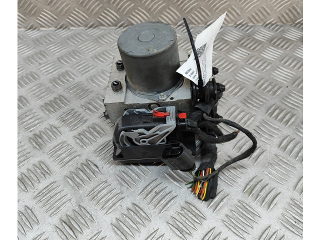 Блок АБС 8K0907379CP   Audi  A5  2016 -  года