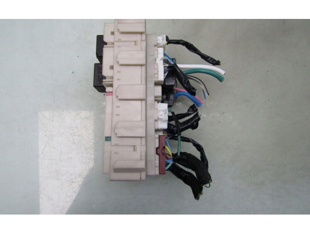 Блок предохранителей  243506RA1B   Nissan X-Trail T33    