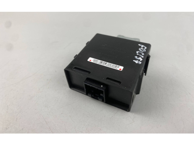 Блок управления 88183SA010 Subaru Forester SG