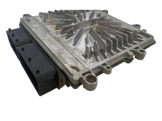 Блок управления двигателя 30729826A, 1039S10667   Volvo V70