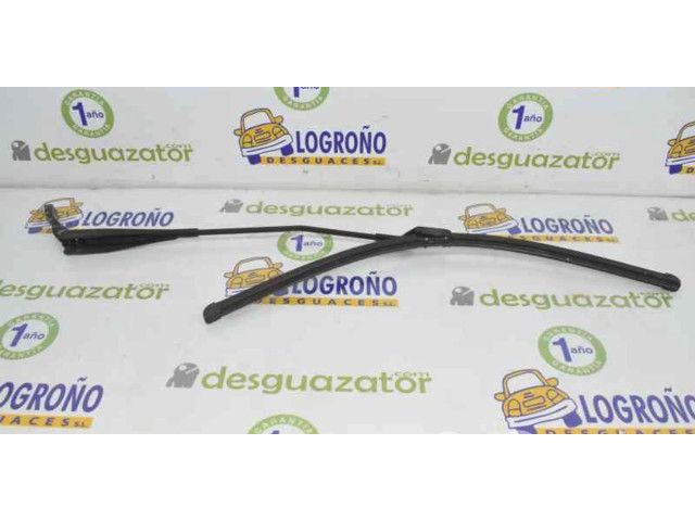 Ножка стеклоочистителей лобового стекла