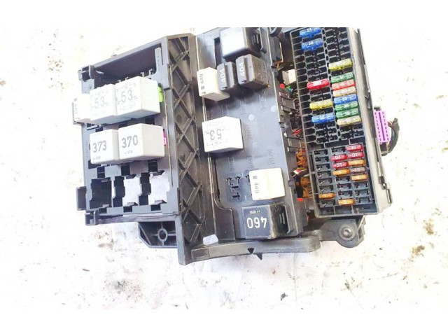 Блок предохранителей 071241919700, 72011akc24 Volkswagen Golf Plus