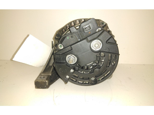 Генератор 8111001   Volvo V70      