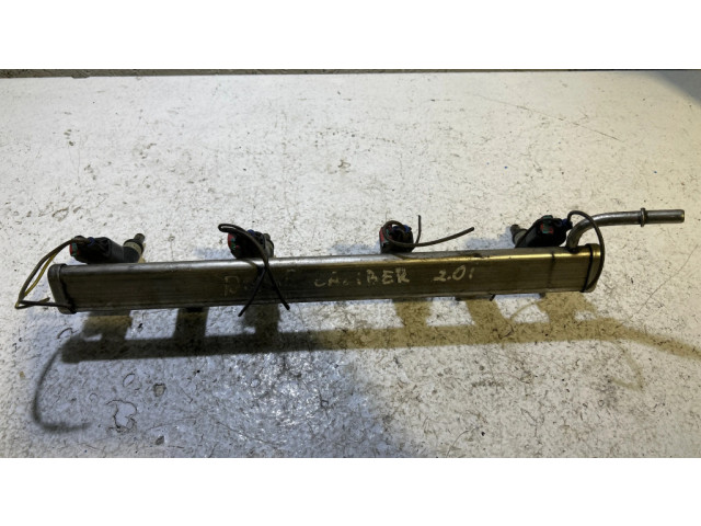 Vstřikovací lišta Dodge Caliber pro benzínový motor 2.0