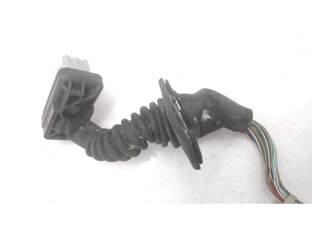 Проводка передних дверей