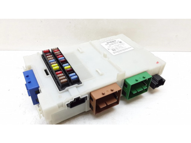 Блок предохранителей 6G9T14C256HE, 30786132AA Volvo S80