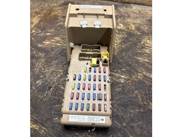 Блок предохранителей 82201FG010, 808046   Subaru Forester SH       