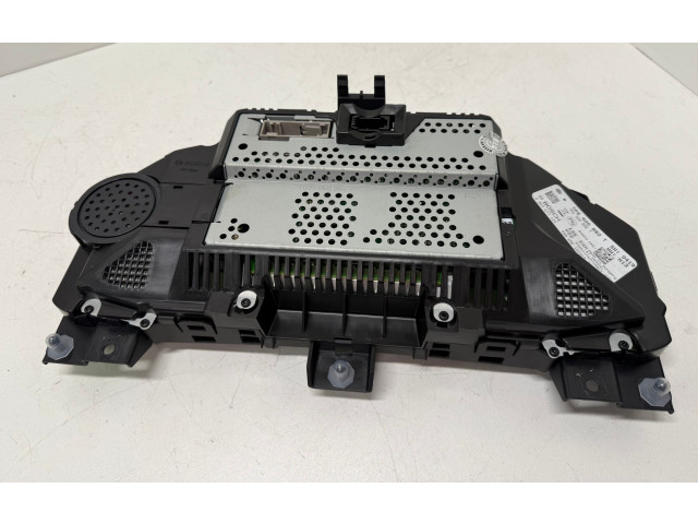 Přístrojová deska Volkswagen Touareg II 2014 7P6920882T