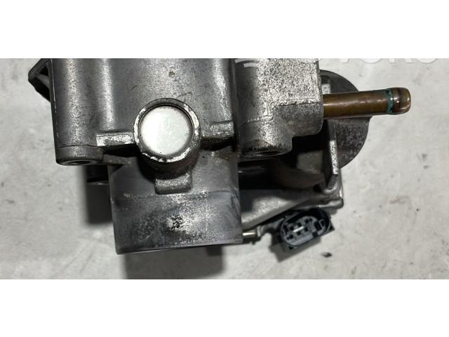 Дроссельная заслонка