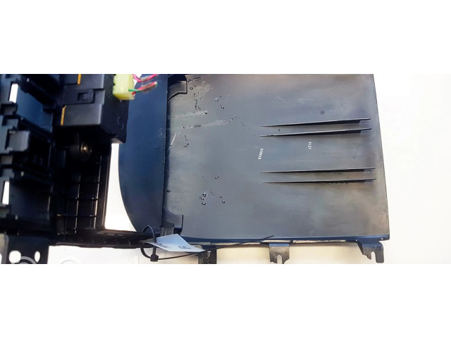 Дисплей    945003EI50, 94500-3EI50   KIA Sorento