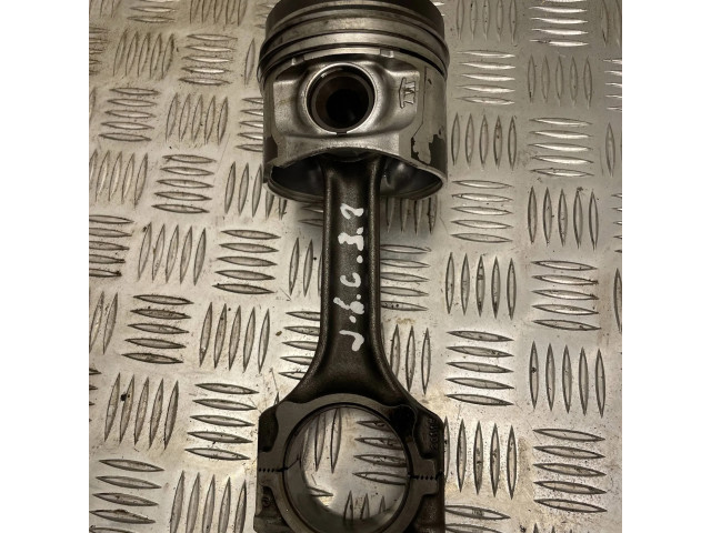 Поршень с шатуном Jeep Grand Cherokee (WJ) для дизельного двигателя 3.1